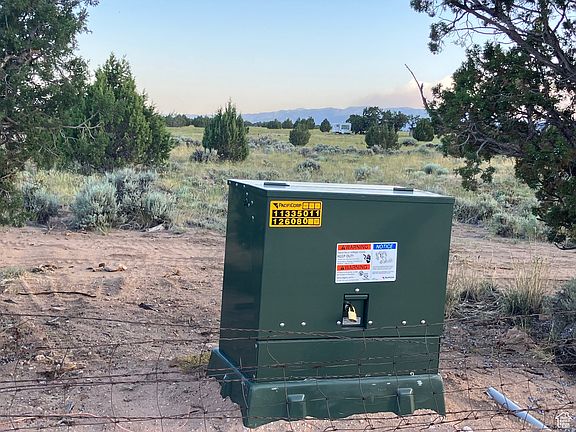 3rd image of 4900 W Midvalley Rd