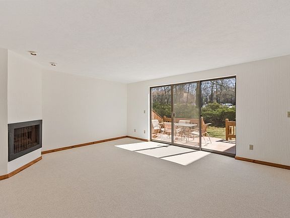5th image of 14 Littlefield Ct #41B