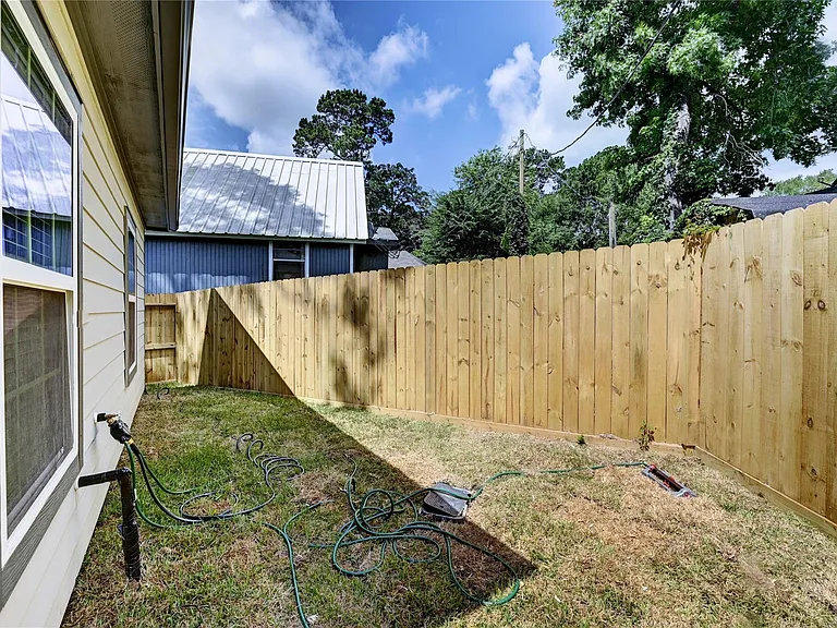 8695 Sassafras St — Photo 18