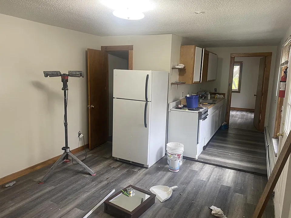 197 S Main St #7