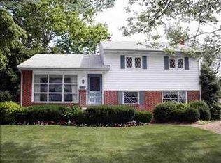 613 Brookhaven Rd, New Cumberland, PA 17070