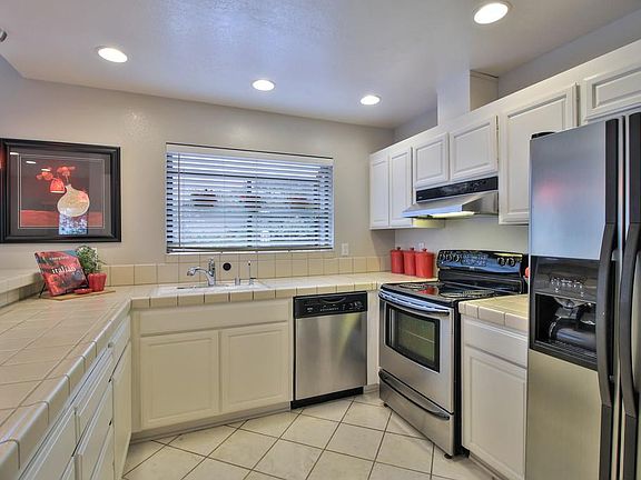 3rd image of 1904 Miraplaza Ct APT 17