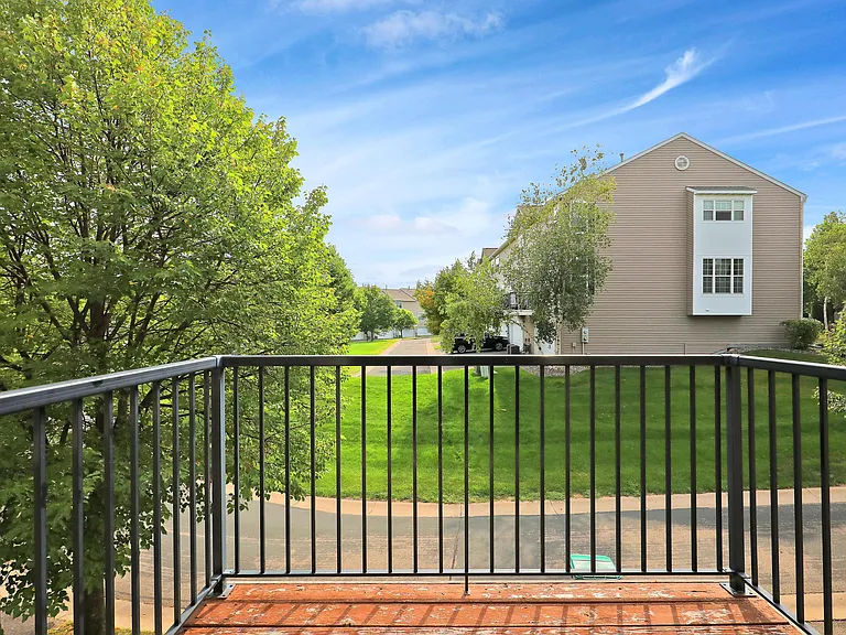 15564 Lilac Dr — Photo 28