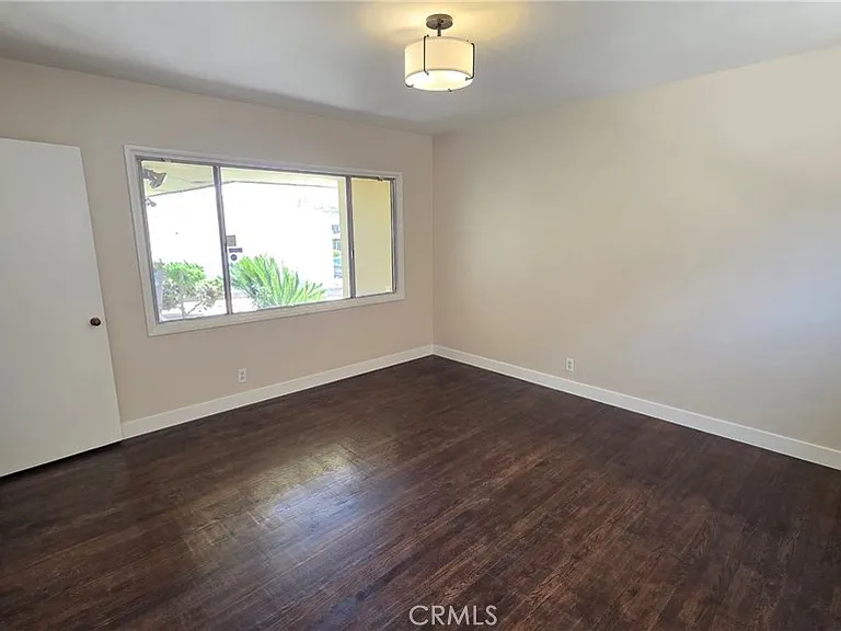 6034 S Kings Rd — Photo 19