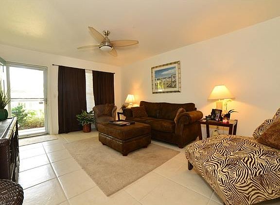 2nd image of 28900 Bermuda Pointe Cir Unit 102
