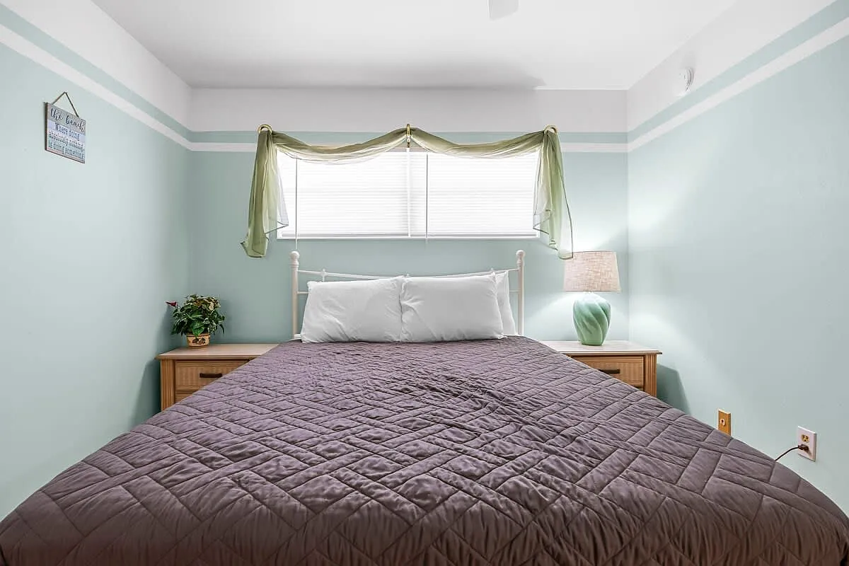 2 bed, 725 sqft, $2,500 — Photo 2