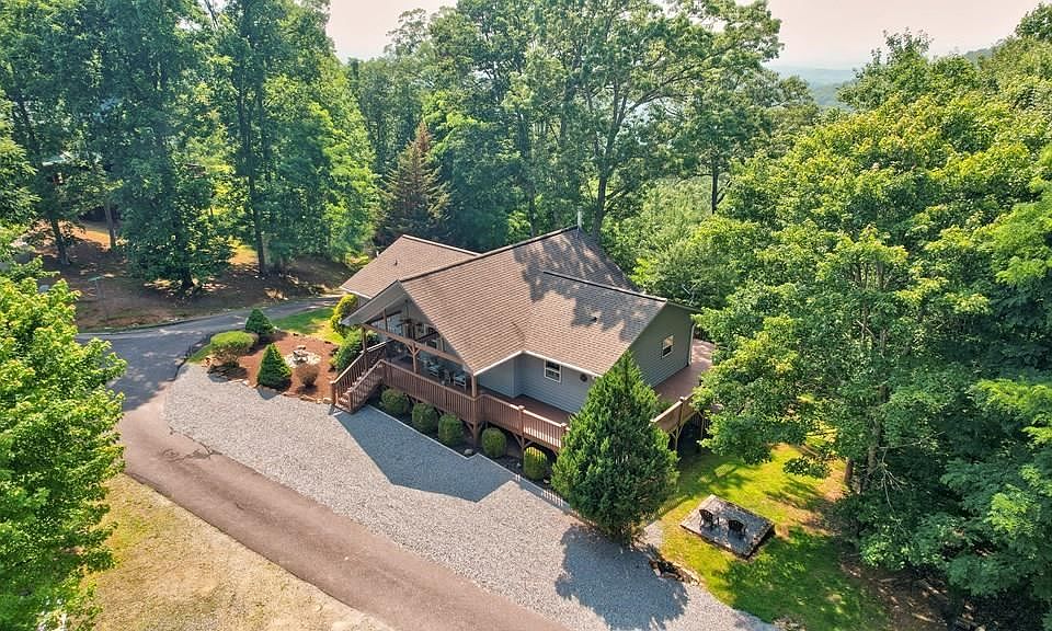 1st image of 416 Beacon Hill Dr