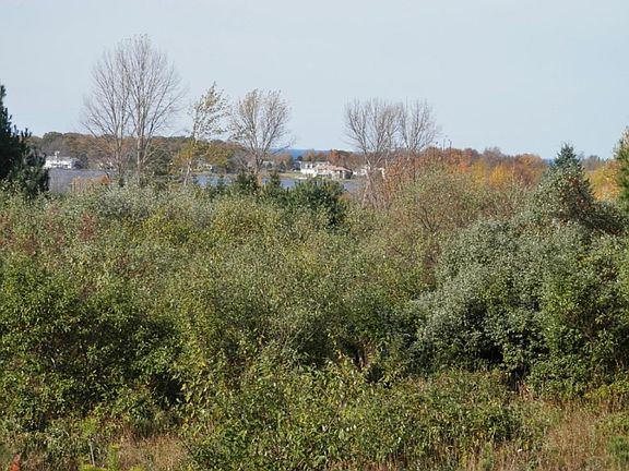 3rd image of Northwood Hwy