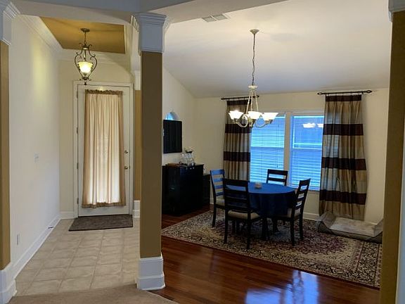 4th image of 1107 Winter Ln