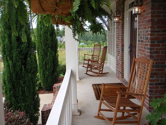 Spacious Front Porch