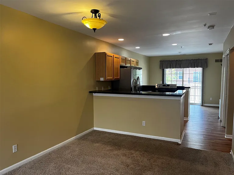 3177 Newbury Pl — Photo 5
