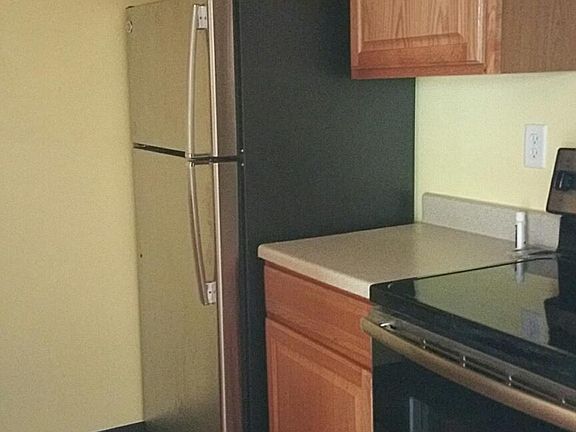2nd image of 5335 Dunmore Dr