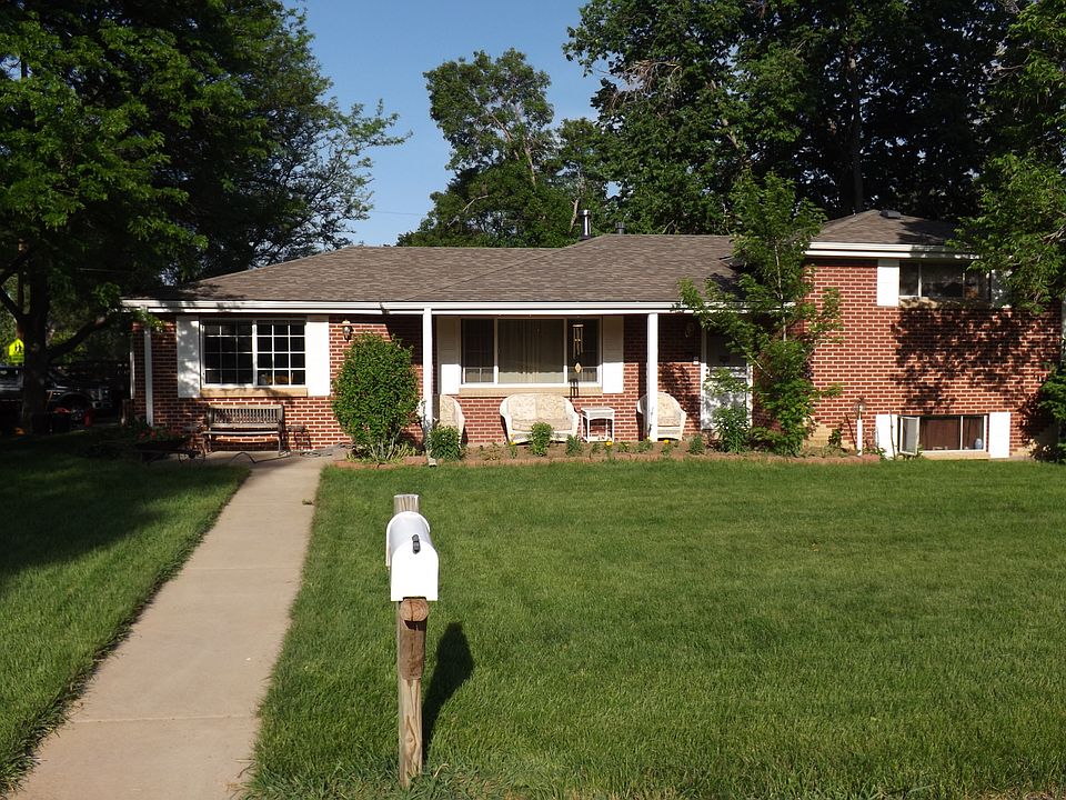 Mid Century Brick 
