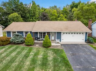 892 Hickory Dr, Marysville, OH 43040