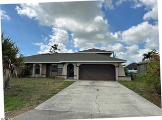 210 SE 4th St, Cape Coral, FL 33990