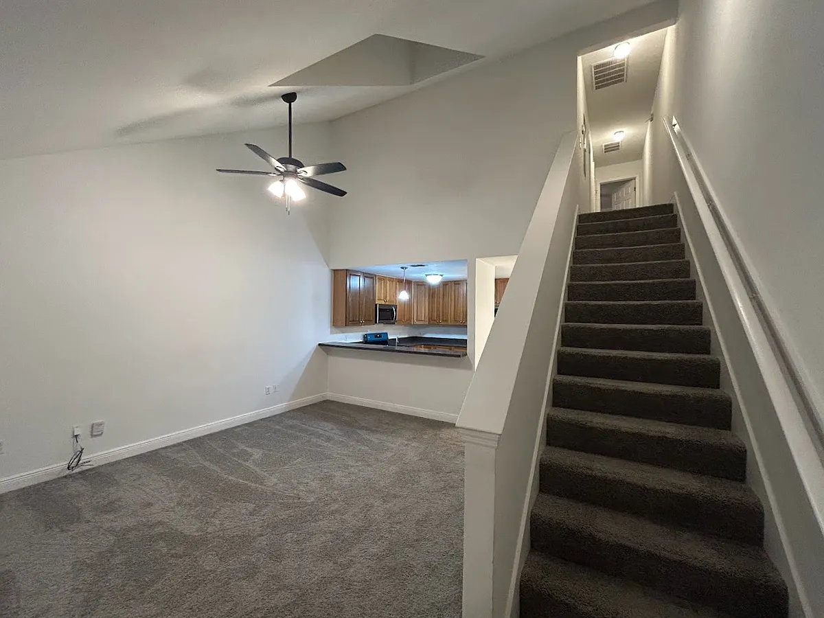 Building Photo - 3348 Sugar Berry Way #1