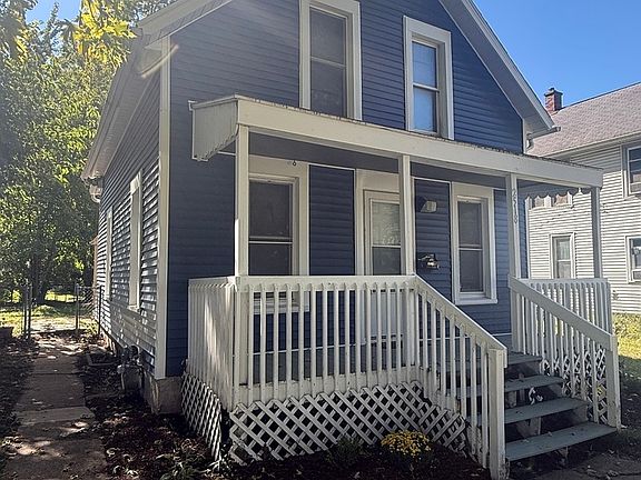 3rd image of 2518 5th Ave