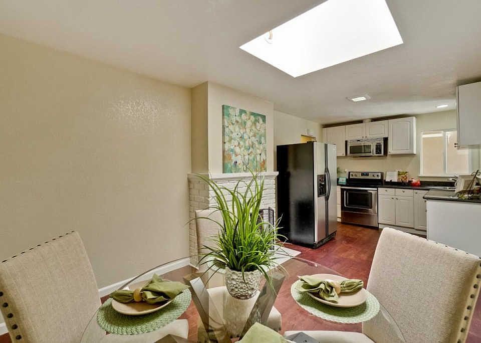 1st image of 18843 Casa Blanca Ln