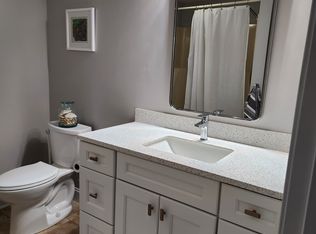 19 Alexander Dr #2, Biddeford, ME 04005