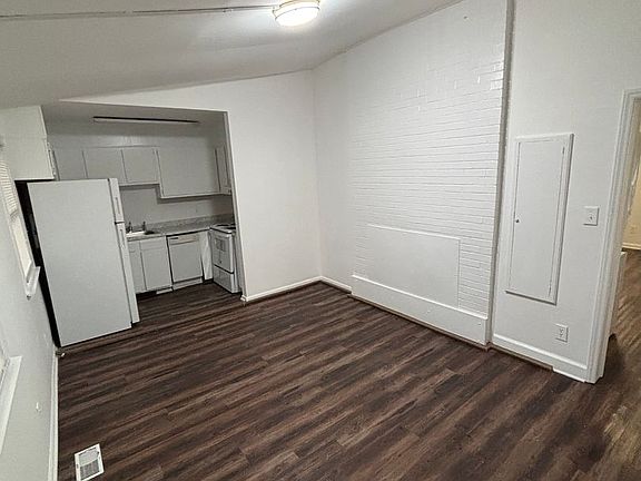 3rd image of 4130 Western Blvd #A