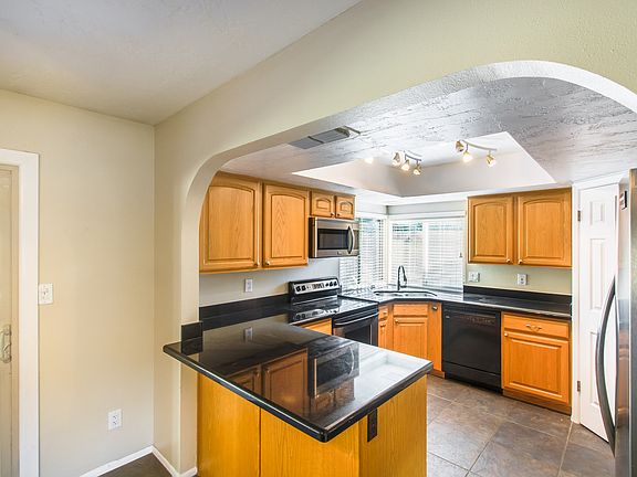3rd image of 14817 N 50th Pl