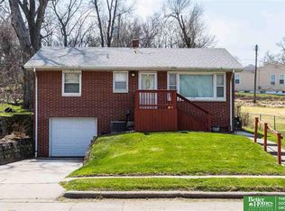 3481 Ruggles St, Omaha, NE 68111