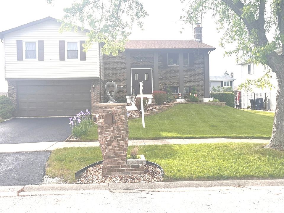 1st image of 56 Timberlane Rd