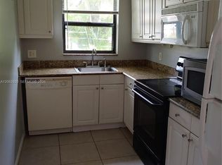 5060 Sanctuary Way #E, West Palm Beach, FL 33417