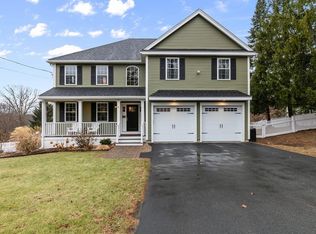 4 Hancock St, North Reading, MA 01864