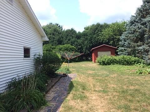 4th image of 1025 Carriage Ln