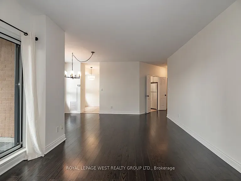 1 Lomond Dr #708 — Photo 8