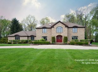 564 Ghentwood Dr, Akron, OH 44333