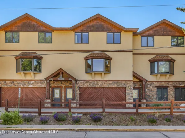 62 N 8th St, Carbondale, CO 81623