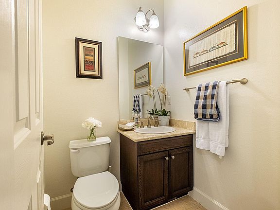 2nd Floor Powder Room