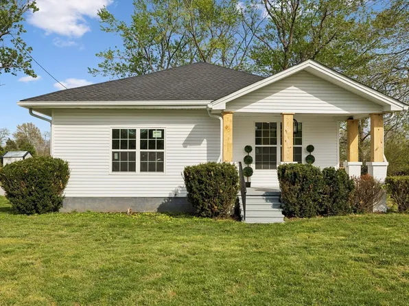 313 Portland Blvd, Portland, TN 37148