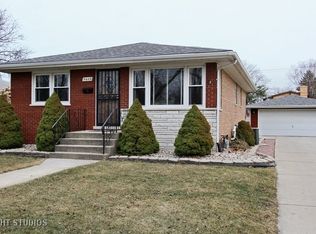 9605 S Mayfield Ave, Oak Lawn, IL 60453