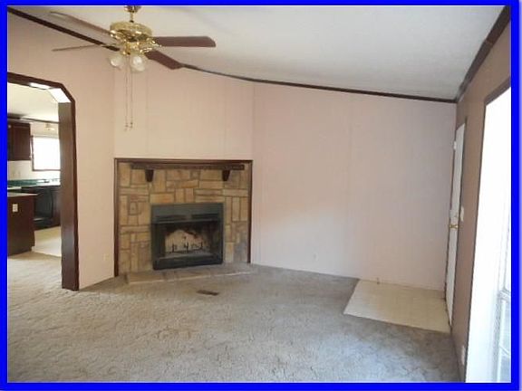 3rd image of 671 Wallace Dr