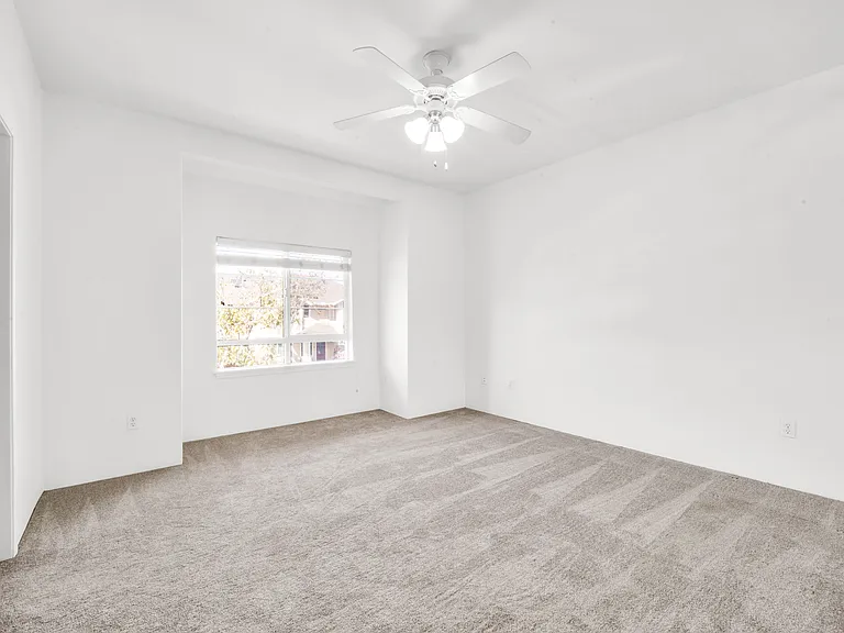 511 Manawai St #408 — Photo 8