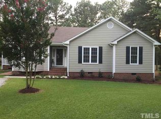 1629 Eastwood Dr, Fuquay Varina, NC 27526