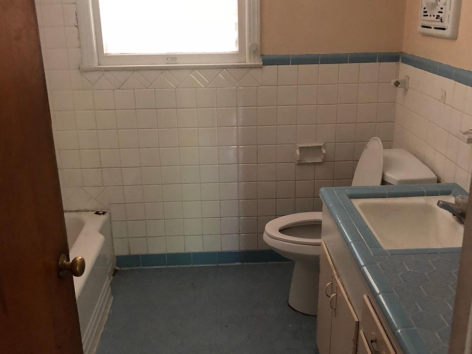 2nd image of 4125 Markins Dr