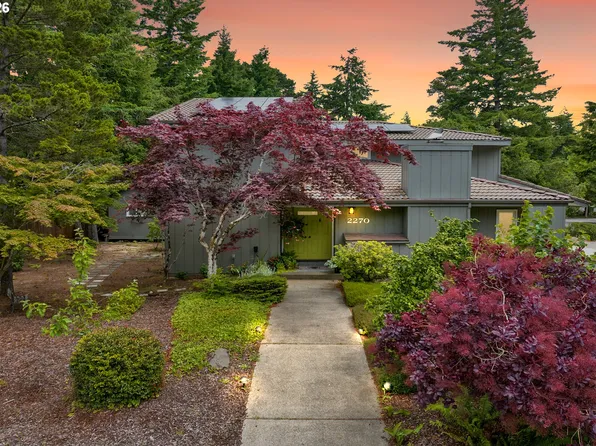 2270 Upas Pl, Florence, OR 97439