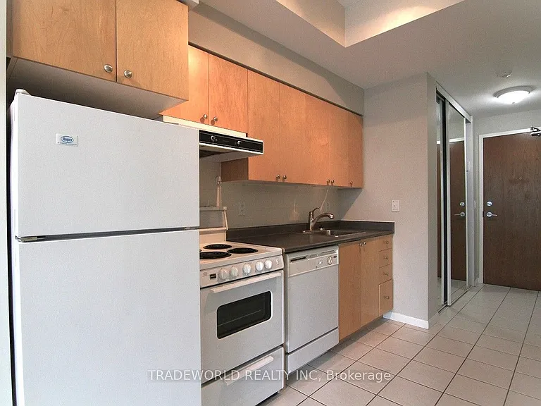 219 Fort York Blvd #807 — Photo 6