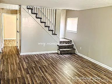 2nd image of 1211 Dennison Ave