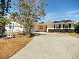 390 Spoonbill Ln, Melbourne Beach, FL 32951