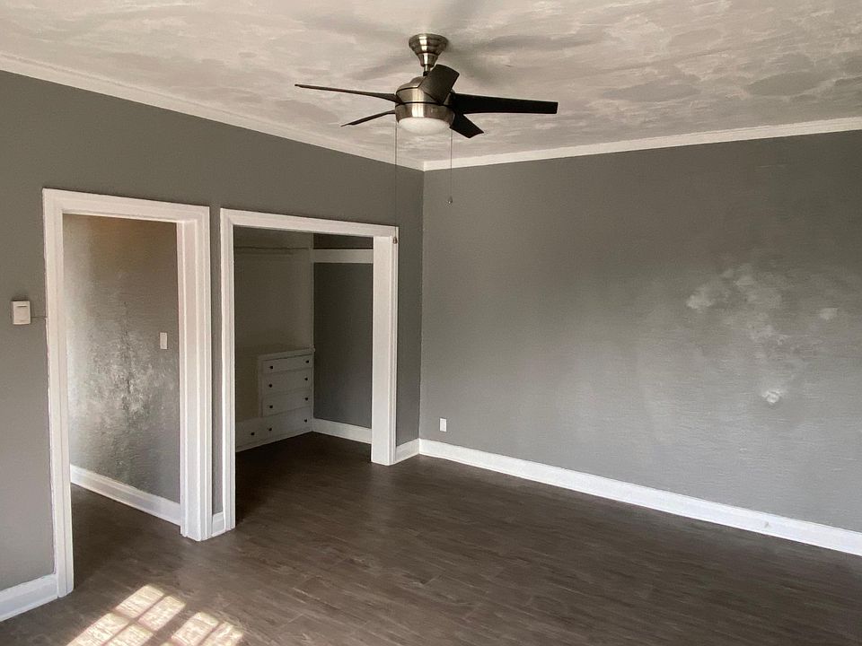 1st image of 5225 Hollywood Blvd #202