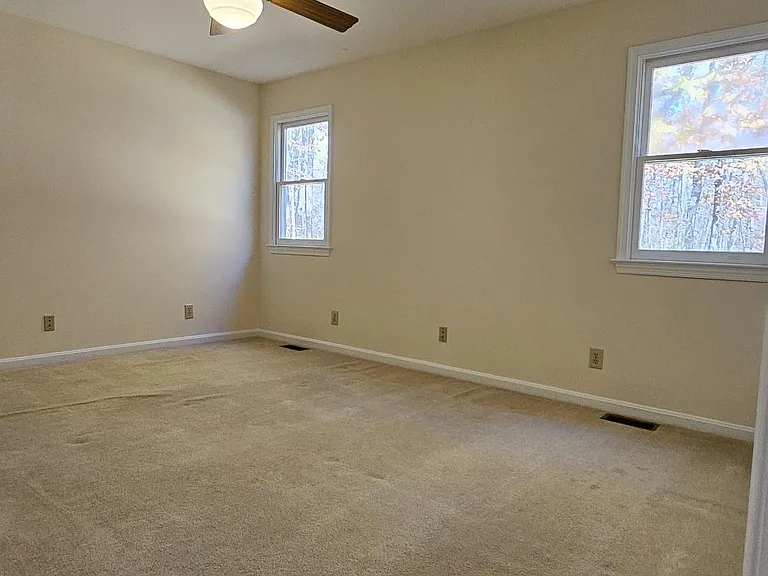 Master Bedroom (Bedroom#1)