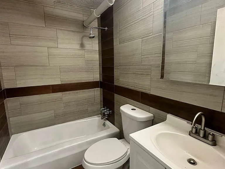 608A12 Allen St #12 — Photo 11