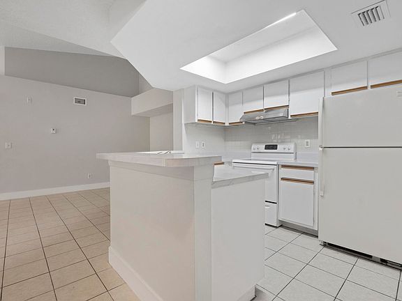 5th image of 9166 W Atlantic Blvd APT 1636