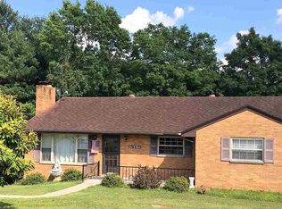 103 Westwood Ln, Huntington, WV 25704