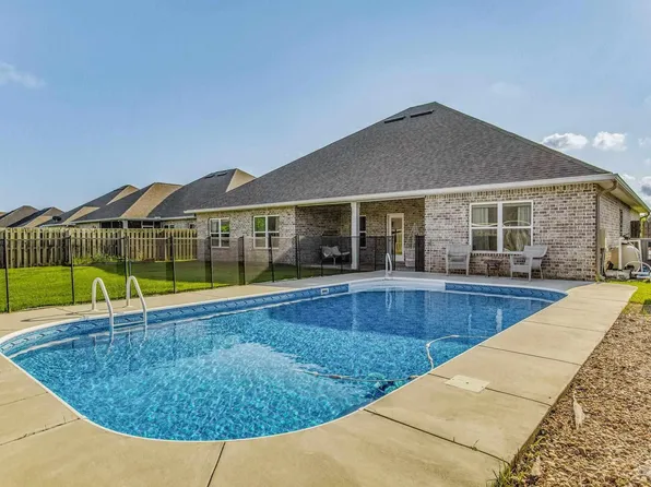 7718 Hillsmere Ct, Pensacola, FL 32526